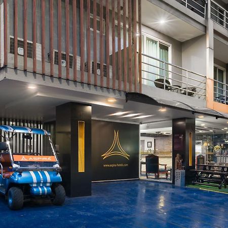 Aspira Suites Sukhumvit 20 Bangkok Exteriör bild