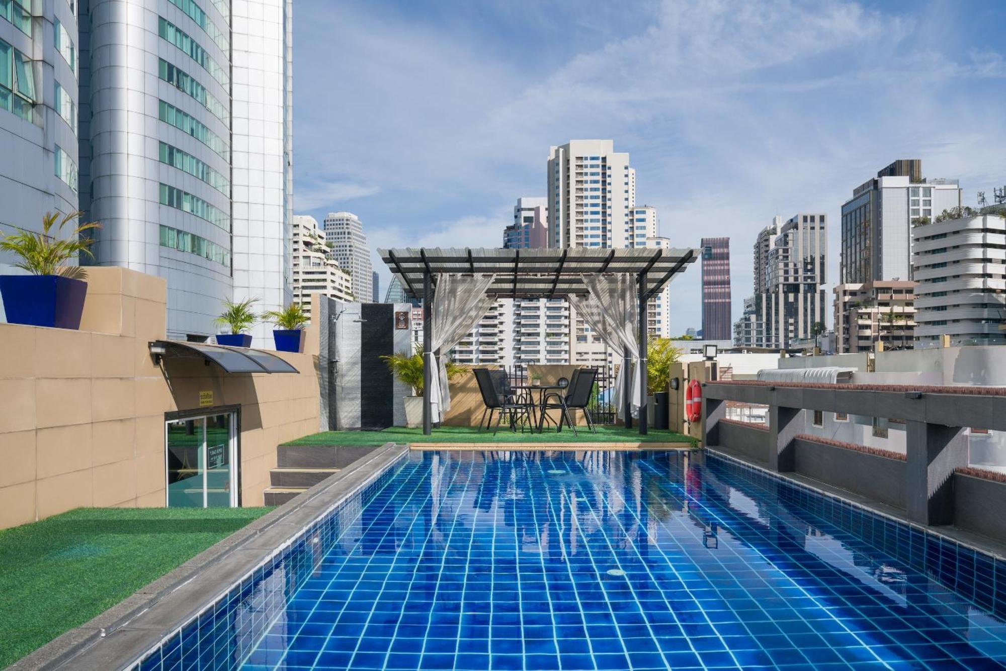 Aspira Suites Sukhumvit 20 Bangkok Exteriör bild