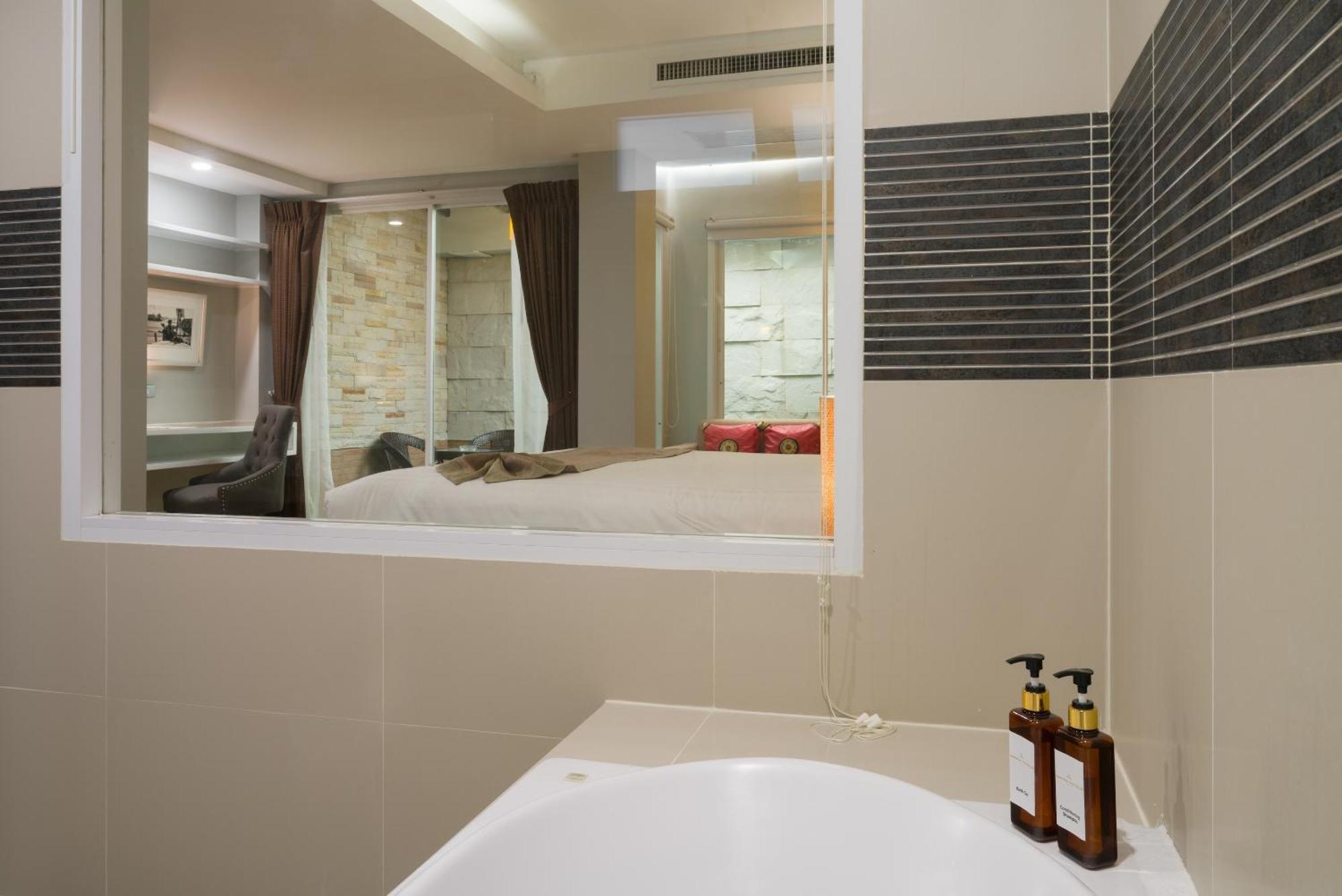 Aspira Suites Sukhumvit 20 Bangkok Exteriör bild