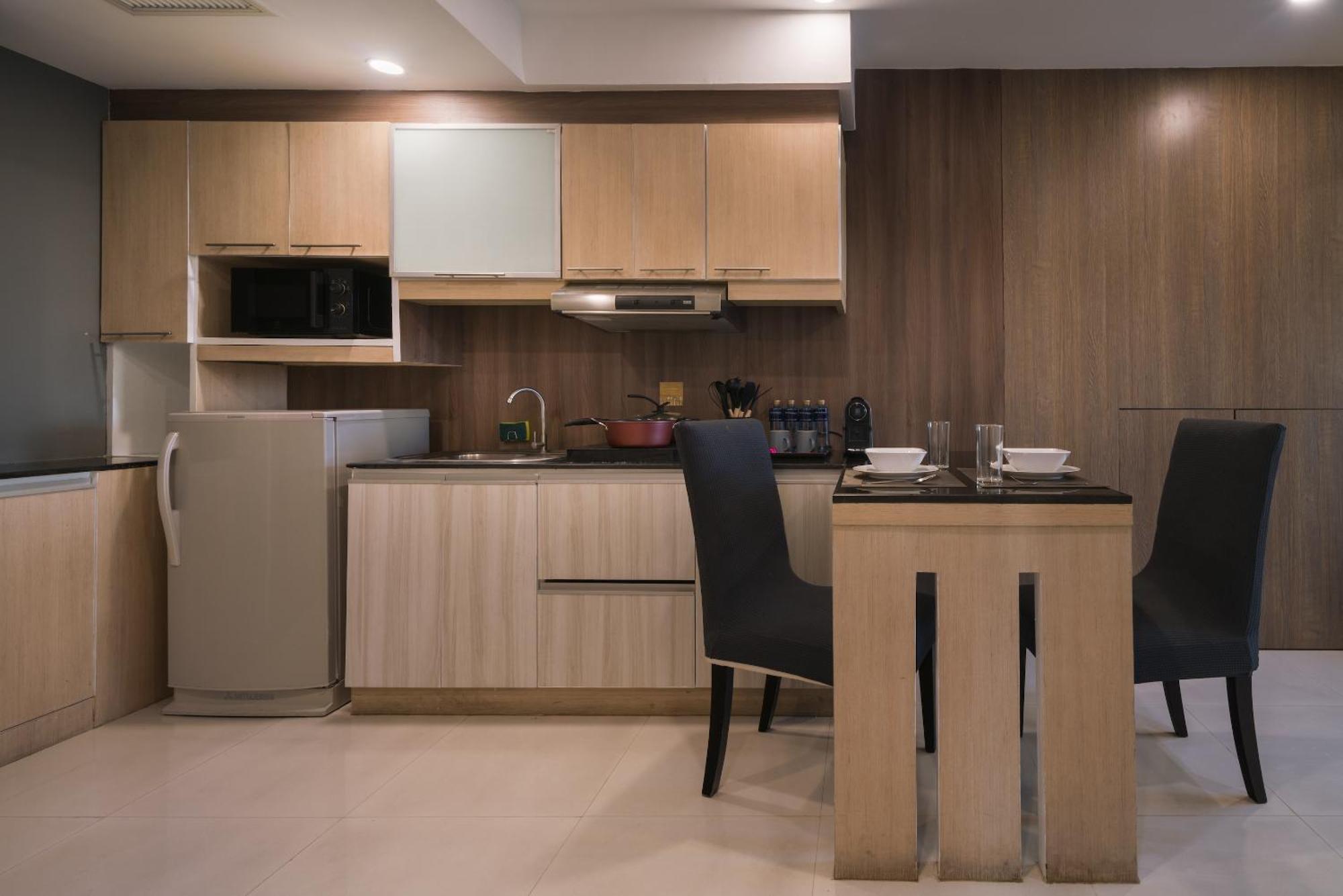 Aspira Suites Sukhumvit 20 Bangkok Exteriör bild